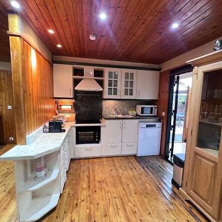 Spacieux Chalet A Эвей Экстерьер фото
