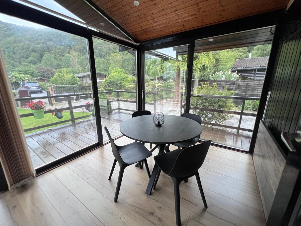 Spacieux Chalet A Эвей Экстерьер фото