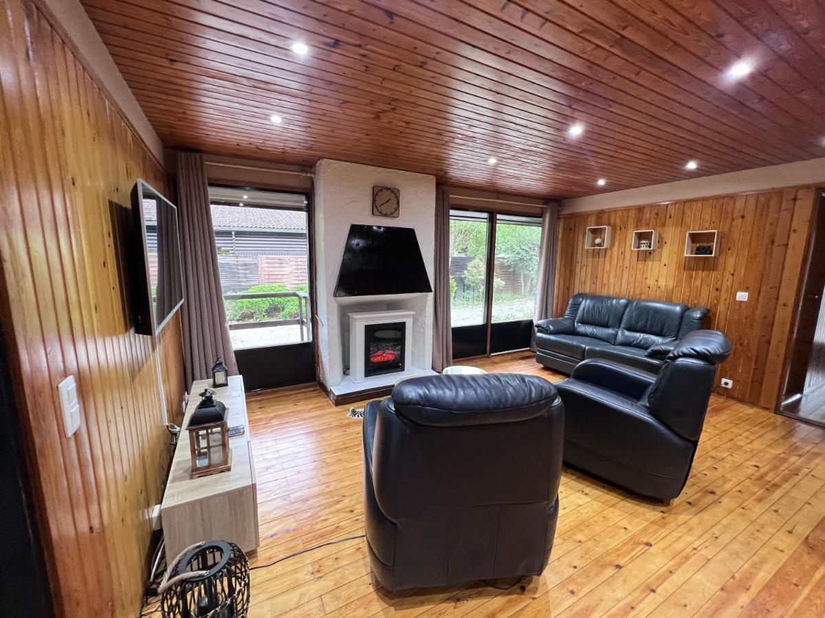 Spacieux Chalet A Эвей Экстерьер фото